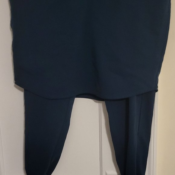 FIGS -BLUES Bundle, few NWT, or gently worn, all like new or new - Picture 3 of 11